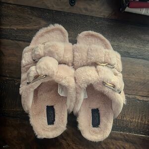 Rachel Slip-On Fuzzy Slide Sandals in Blush Pink